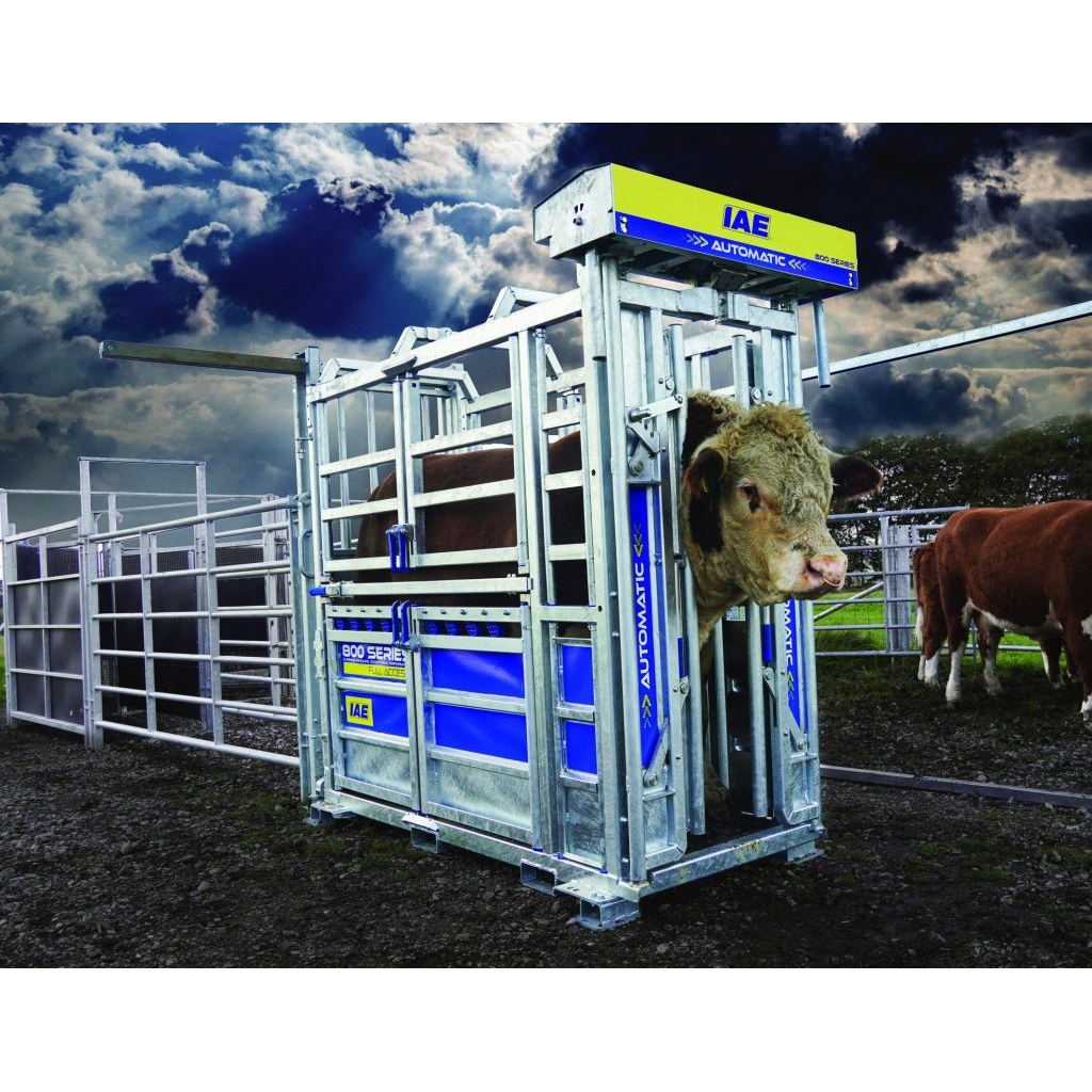 IAE A800 Full Access fikseerimispuur farmis kasutuses IAE A800 Full Access fikseerimispuur farmis kasutuses