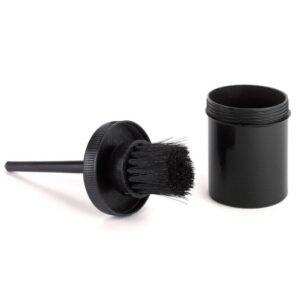 Hoof brush with tin with box