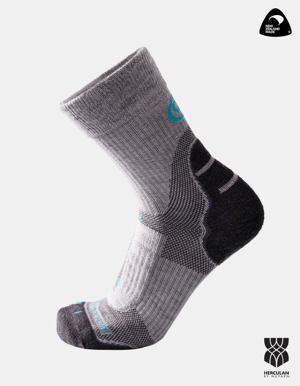 Sääre kõrgusega Merino sokk, Herculan tugevvillaga tugevdatud löögialadel.
The post Merino Calf Ergo sokk (hall) appeared first on Saareõue Partner OÜ.